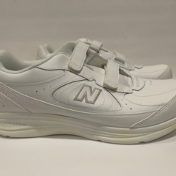 **SOLd** New Balance 577 Low Top Walking Shoe - Picture 2 of 7